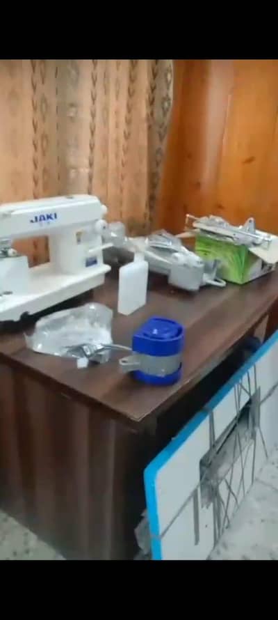 Jaki Sewing Machine