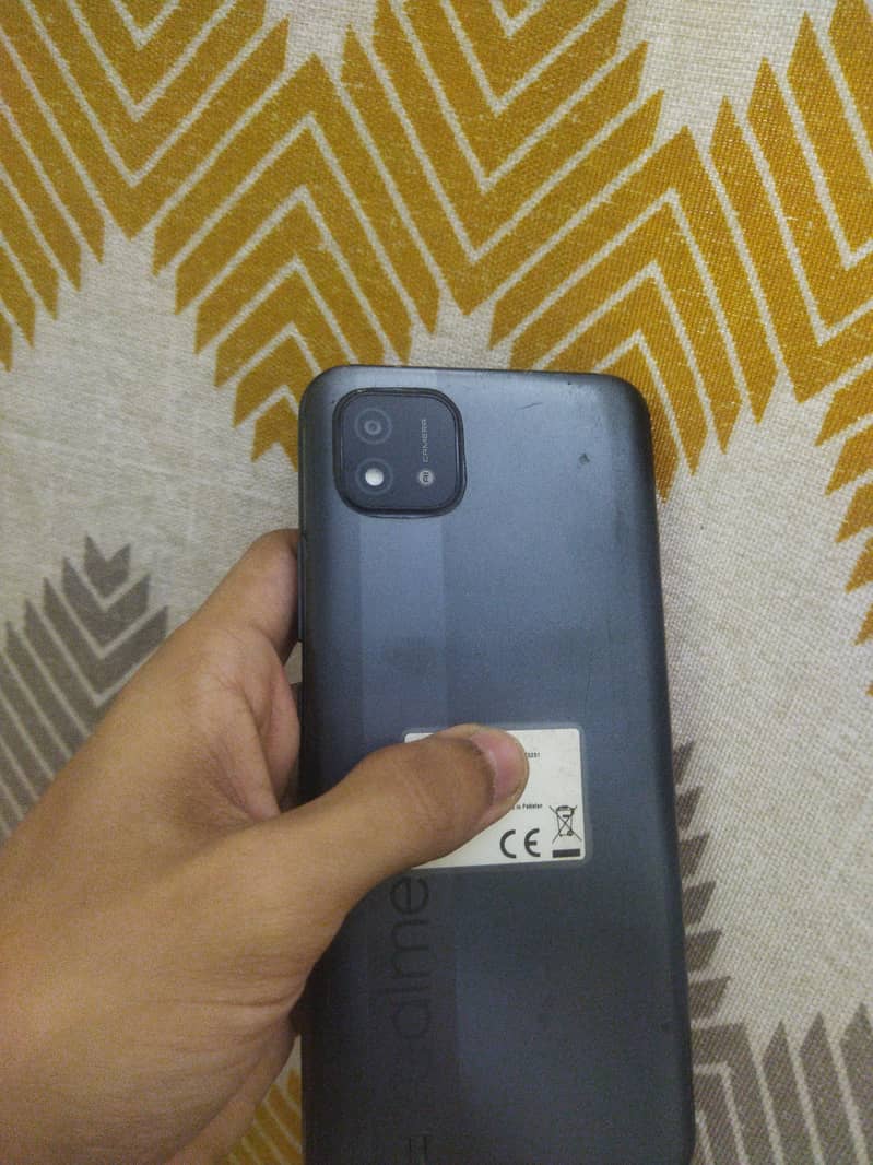 Realme C21 1