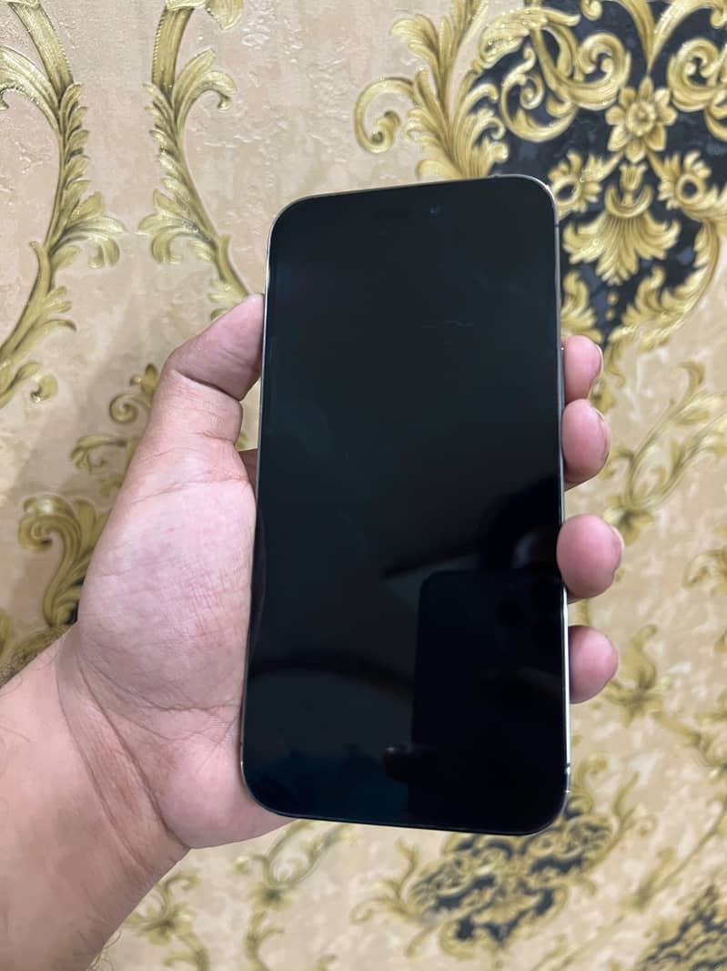 Apple iPhone 14 Pro Max 0