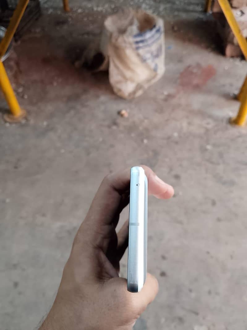 Google Pixel 7 3