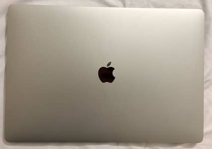 MacBook Pro 16" 2019 | Core i9 | 32 GB RAM | 1TB SSD | Retina Display