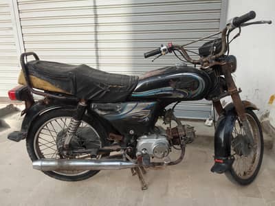 Motorcycle Yamaha Dhoom 70cc just like Honda bike genuine condition