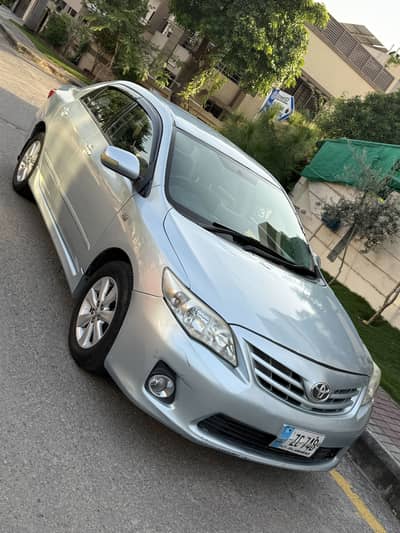 Toyota Corolla Altis 2013