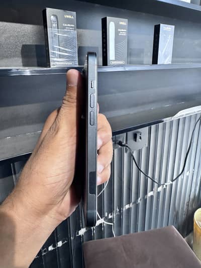 Apple iPhone 14