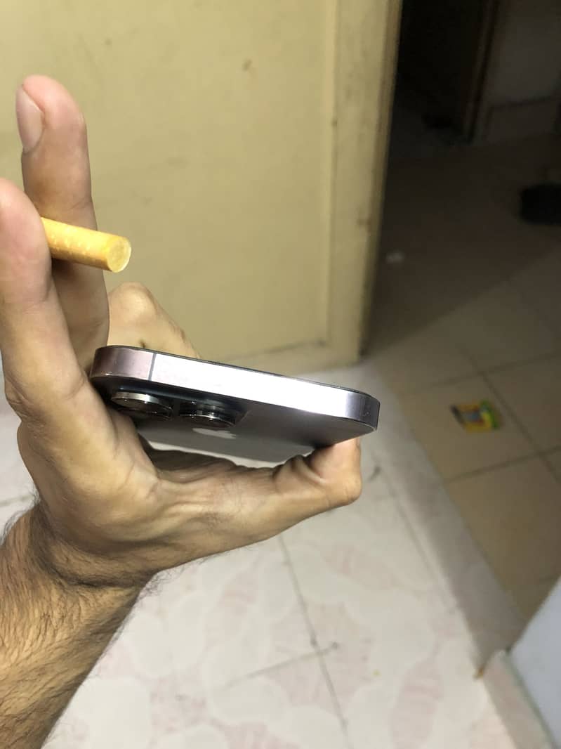 Apple iPhone 14 Pro Max 2