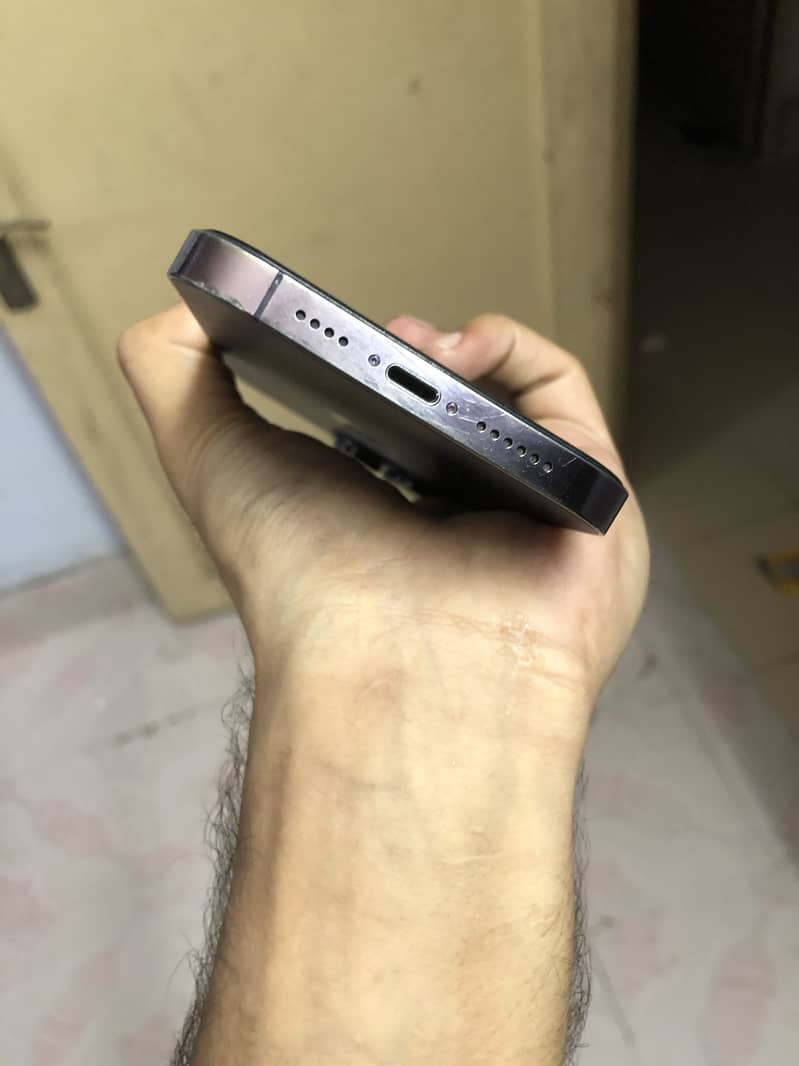Apple iPhone 14 Pro Max 7