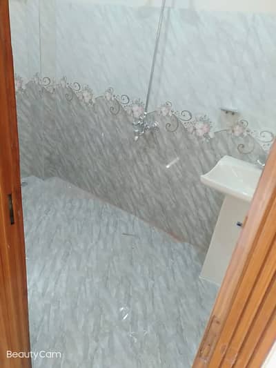 VIP beautiful 6 Marla portion is available for rent in sabzazar Lahore