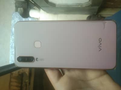 Vivo V17
