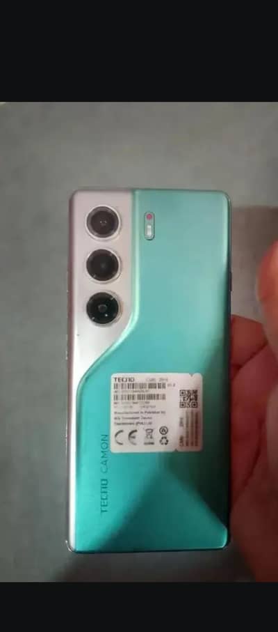Tecno CAMON 40 Pro