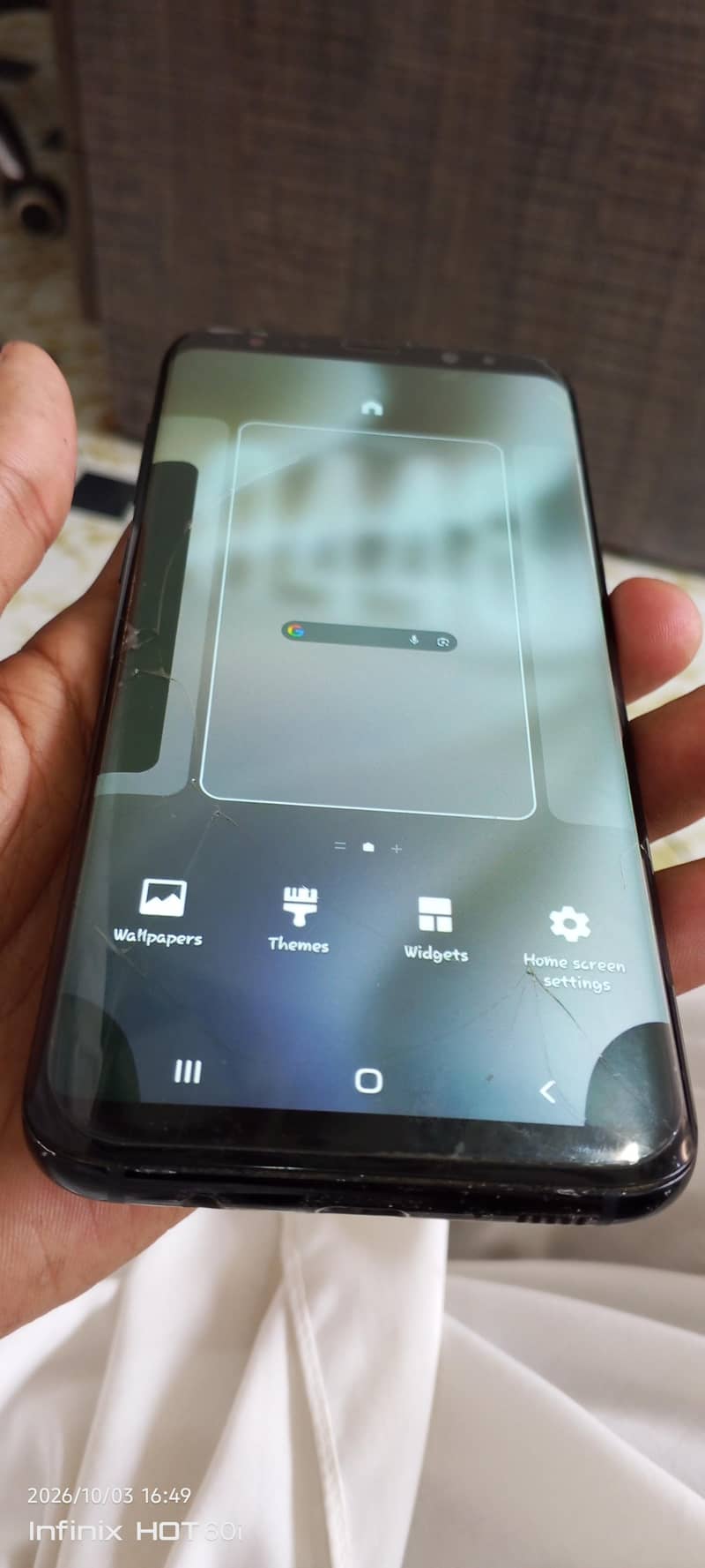 Samsung Mobile S8 Plus 4