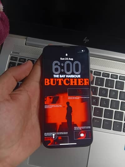Apple iPhone 13