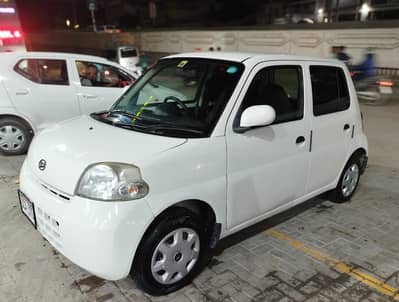 Daihatsu Esse 2010