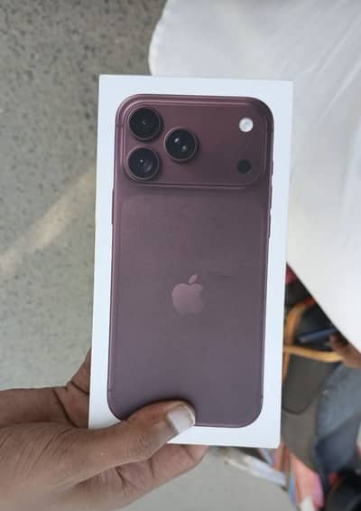 I phone 18 pro max contact 03004004102