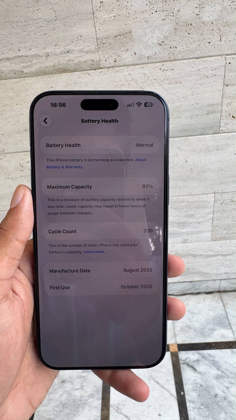 Apple iPhone 17 Pro Max 6