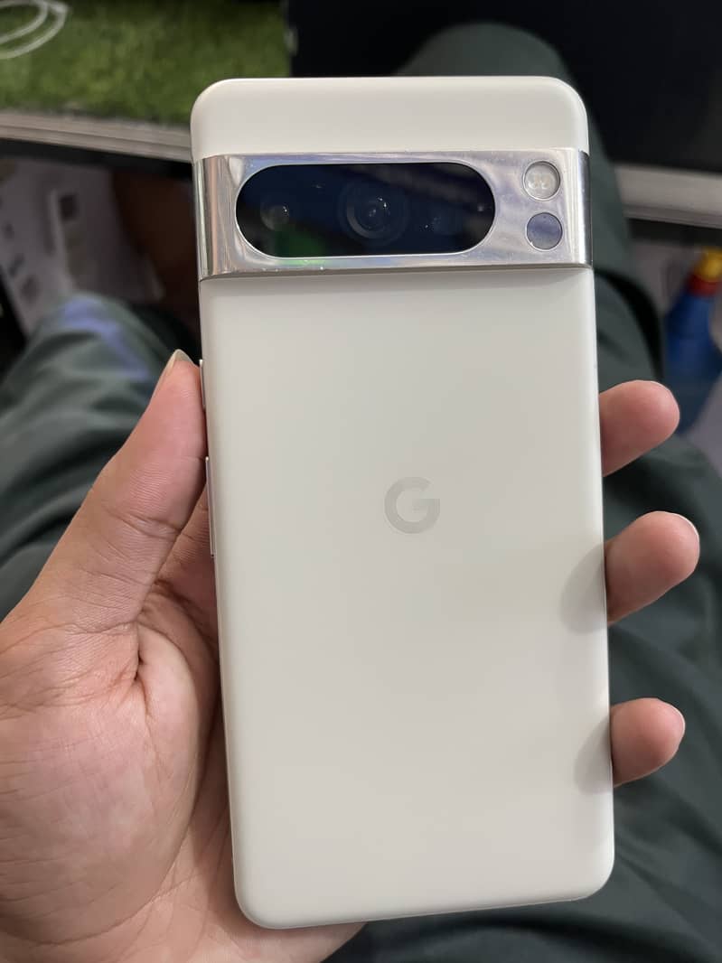 Google Pixel 8 Pro 0