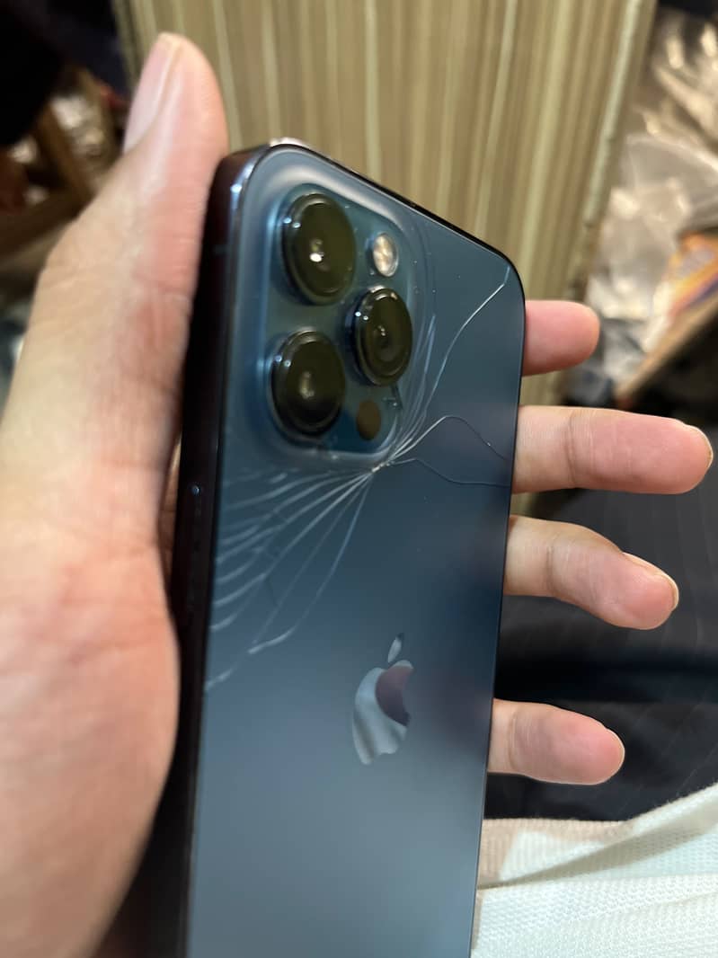 Apple iPhone 12 Pro Max 2