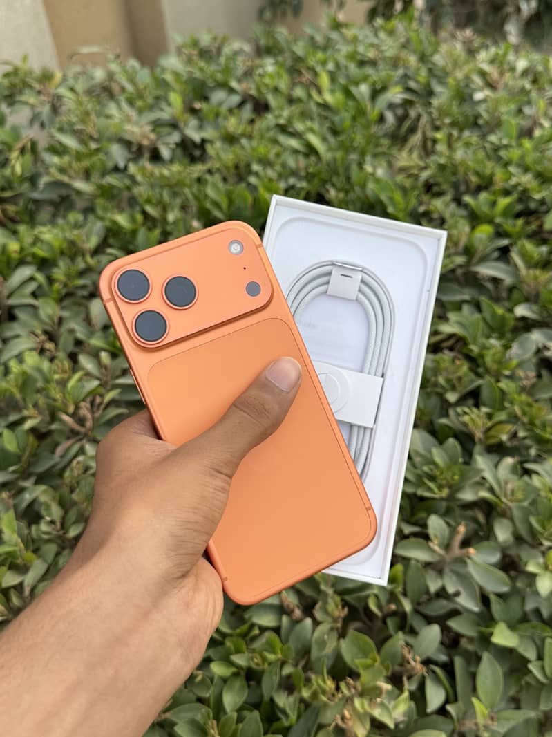 Apple iPhone 17 Pro Max 7