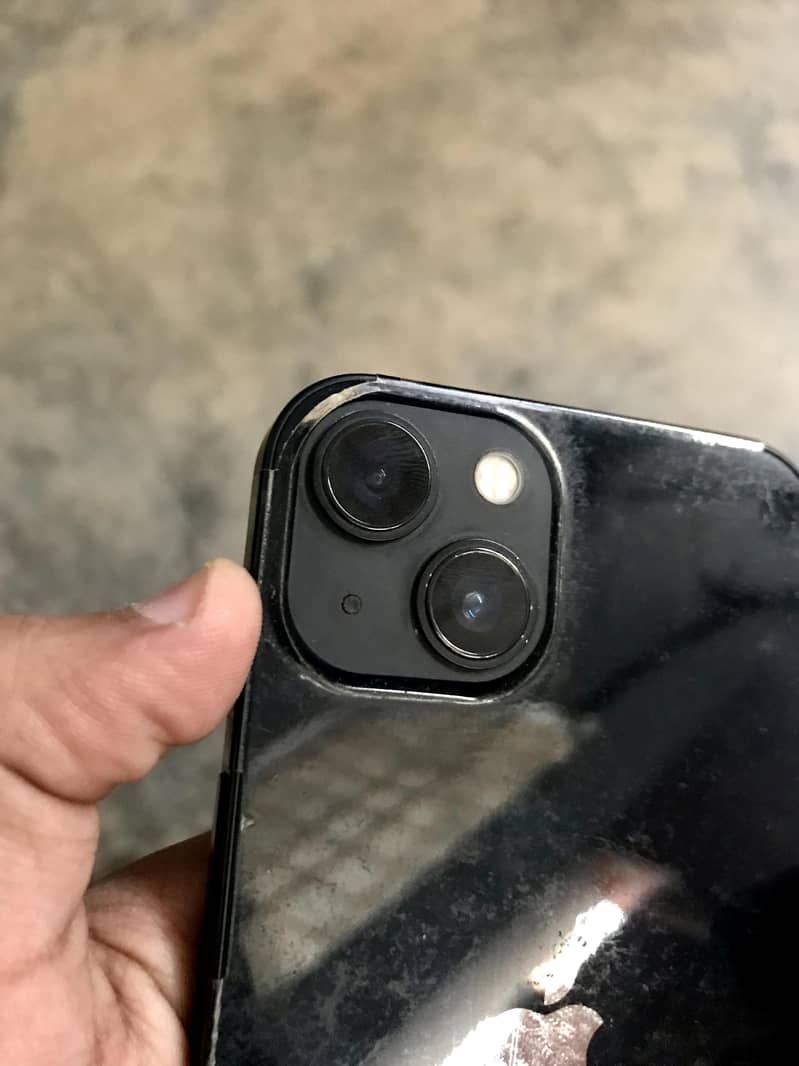 Apple iPhone 13 6