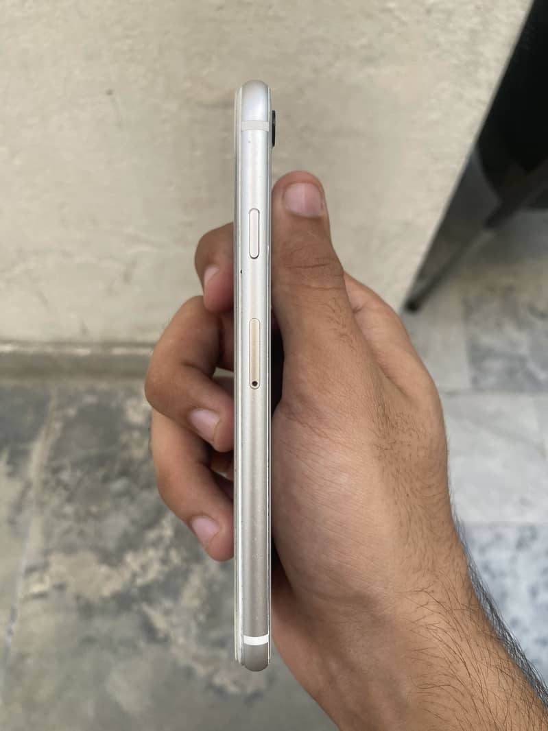 Apple iPhone SE 2