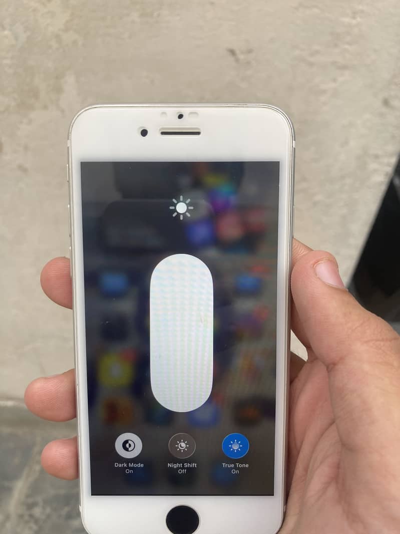 Apple iPhone SE 8