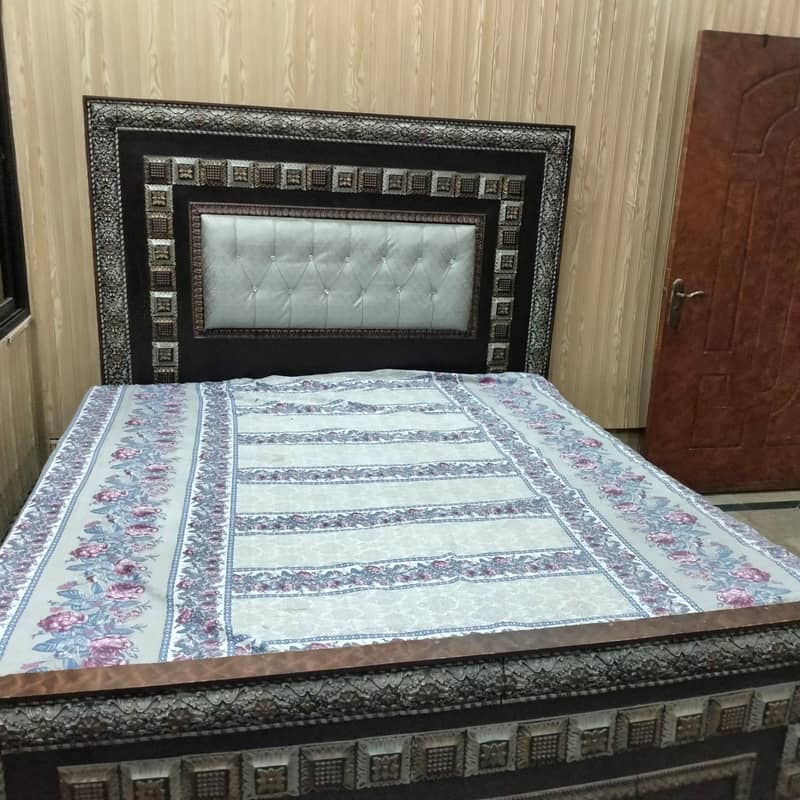 Double Bed 0