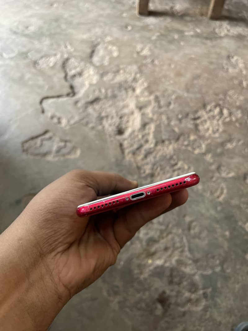 Apple iPhone 7 Plus 6