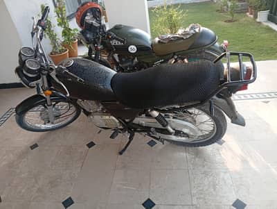 Suzuki GS 150