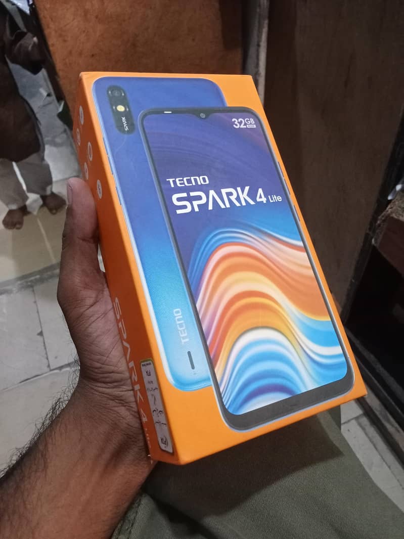 Tecno Spark 4 Lite 3