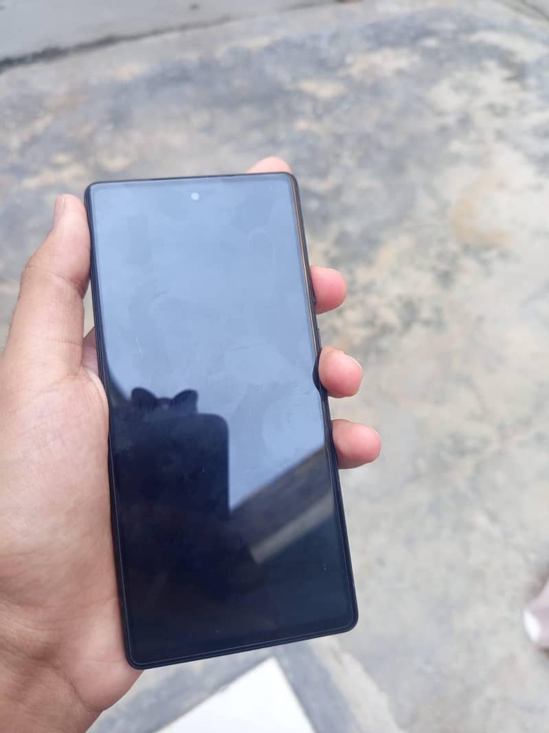 Google Pixel 6a 5