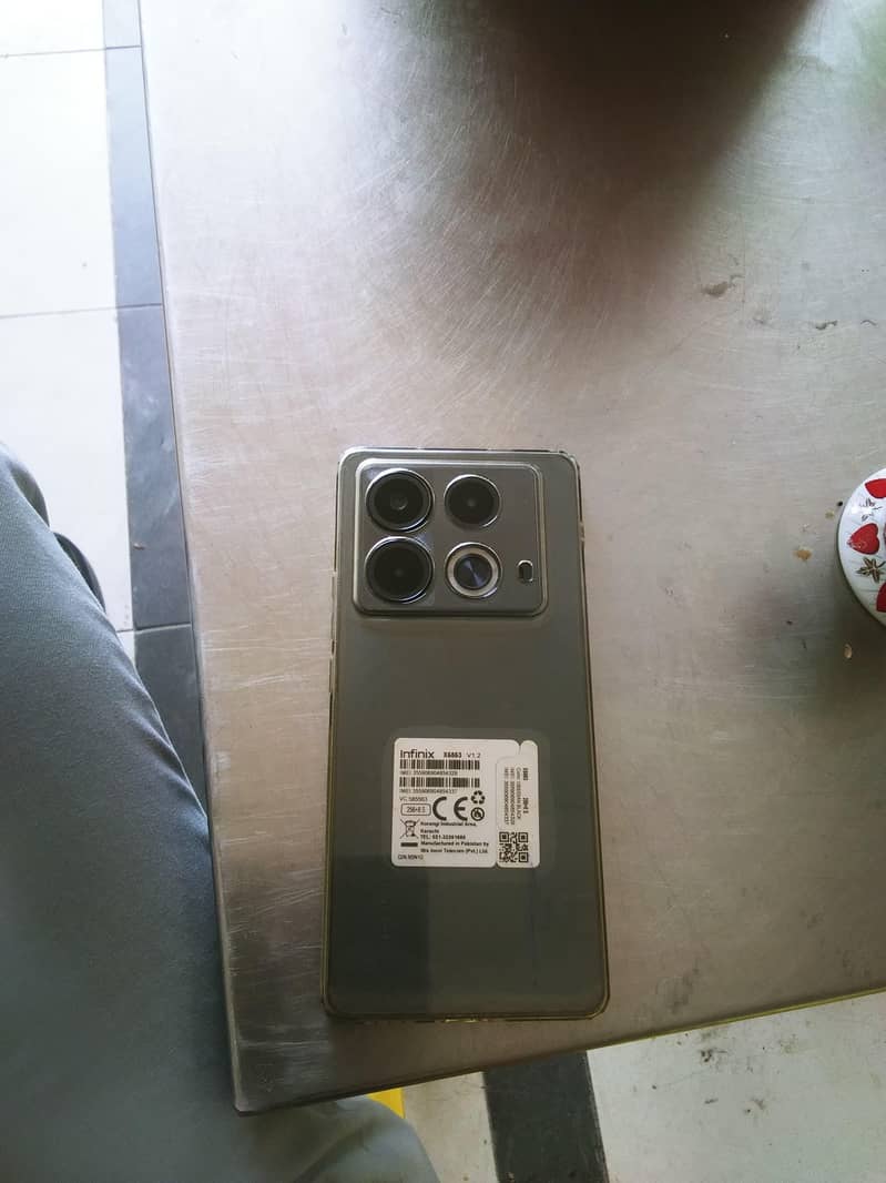 Infinix Note 40 2