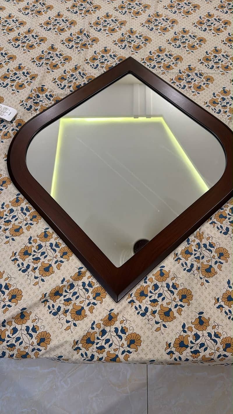 Wall mirror 0