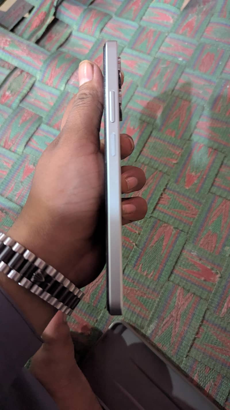 Realme Note 60x 2