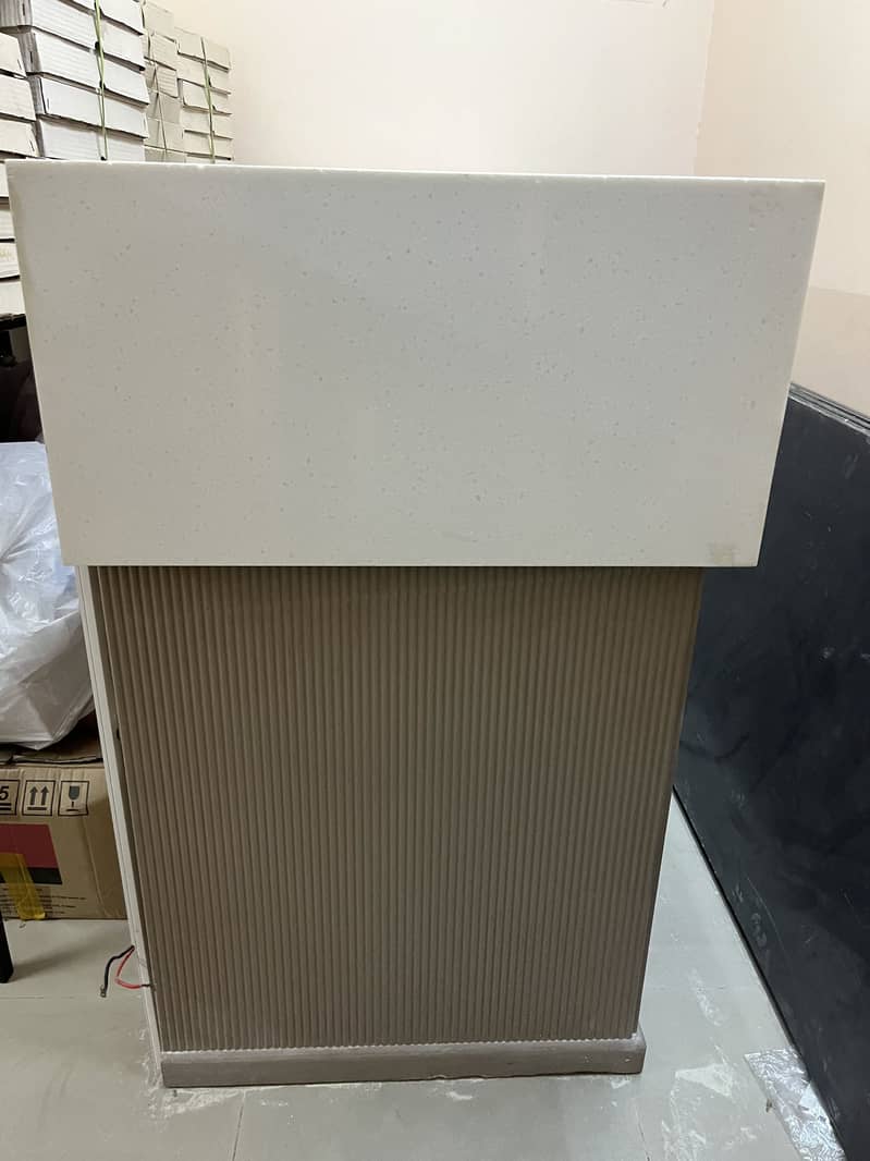 Corian counter 2