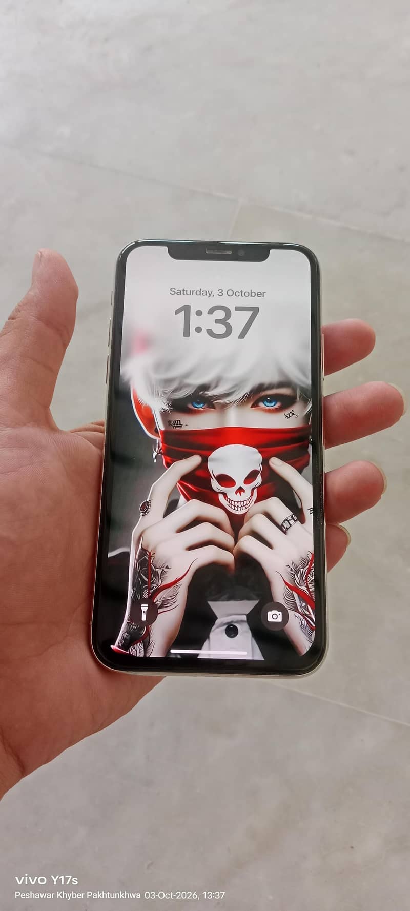 Apple iPhone XS 4