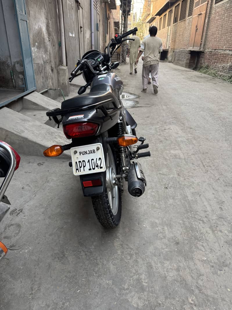Suzuki 110 1