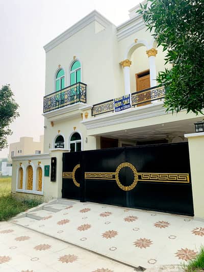 Bahria Orchard 8 Marla Owner-Built Designer House for Sale in Bahria Orchard Phase 2