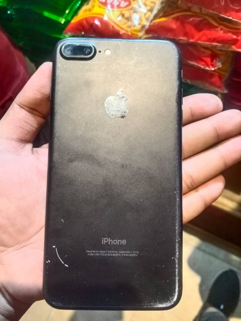 Apple iPhone 7 Plus 2