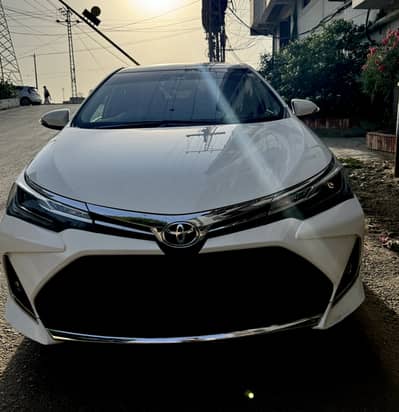 Toyota Corolla Altis Grande X 1.8 CVT-i (Black Interior) 2023
