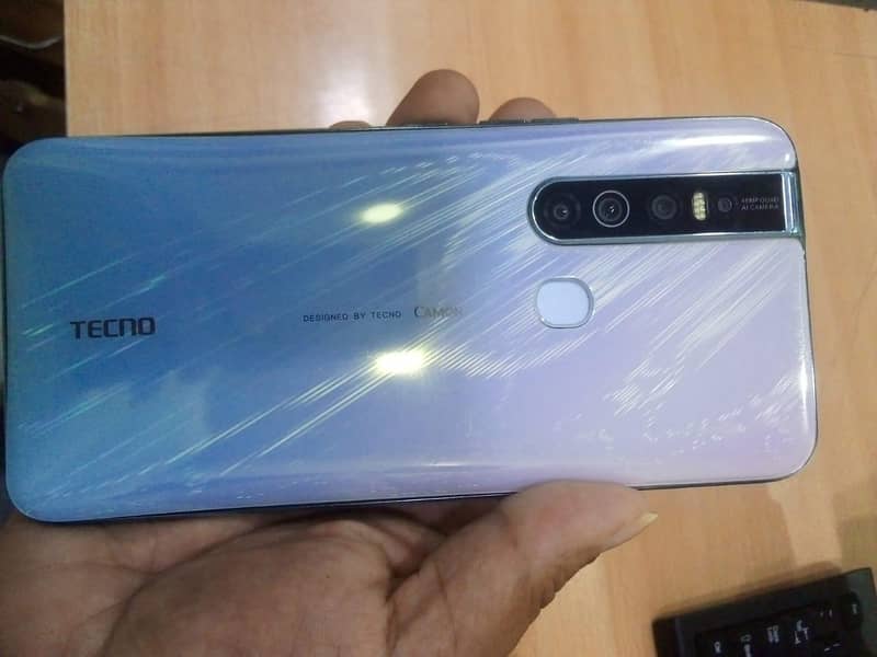 Tecno CAMON 15 Pro 0
