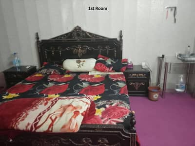 Cozy Bedrooms for Rent in Lahore Township – Near Butt Chowk