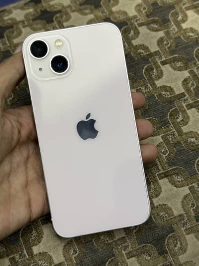 Apple iPhone 13