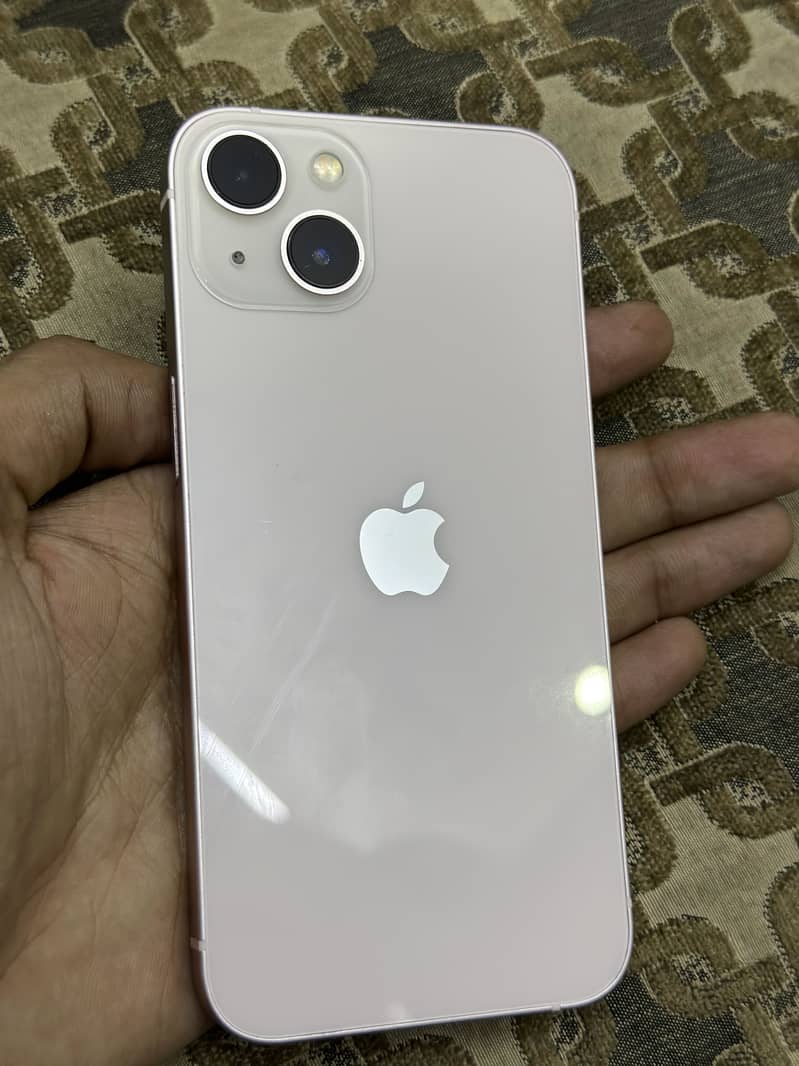 Apple iPhone 13 1