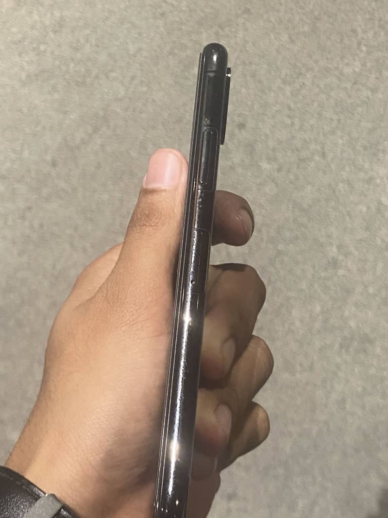 Apple iPhone XS 2