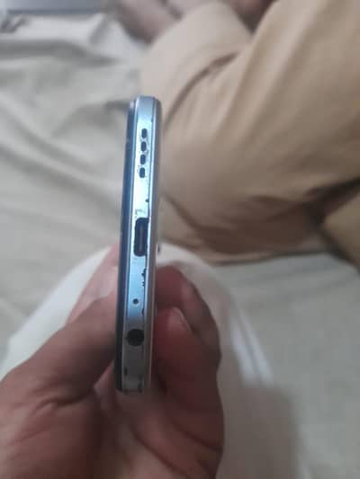 Vivo Y21