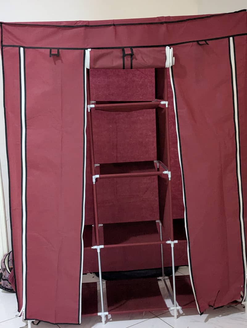 Portable cupboard 0