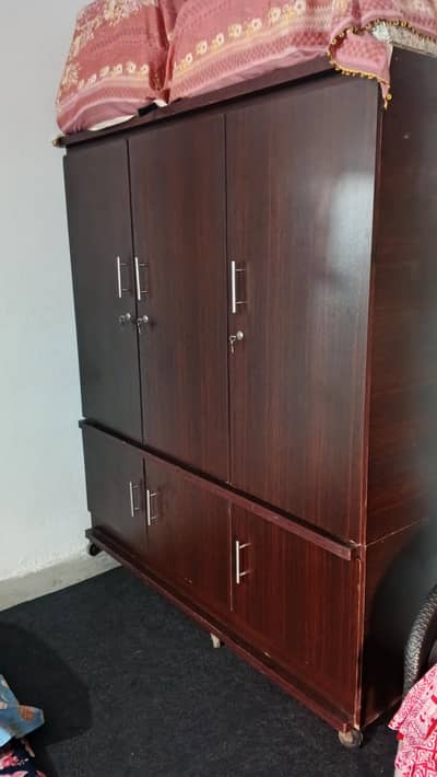 urgent sale 3 door wardrobe