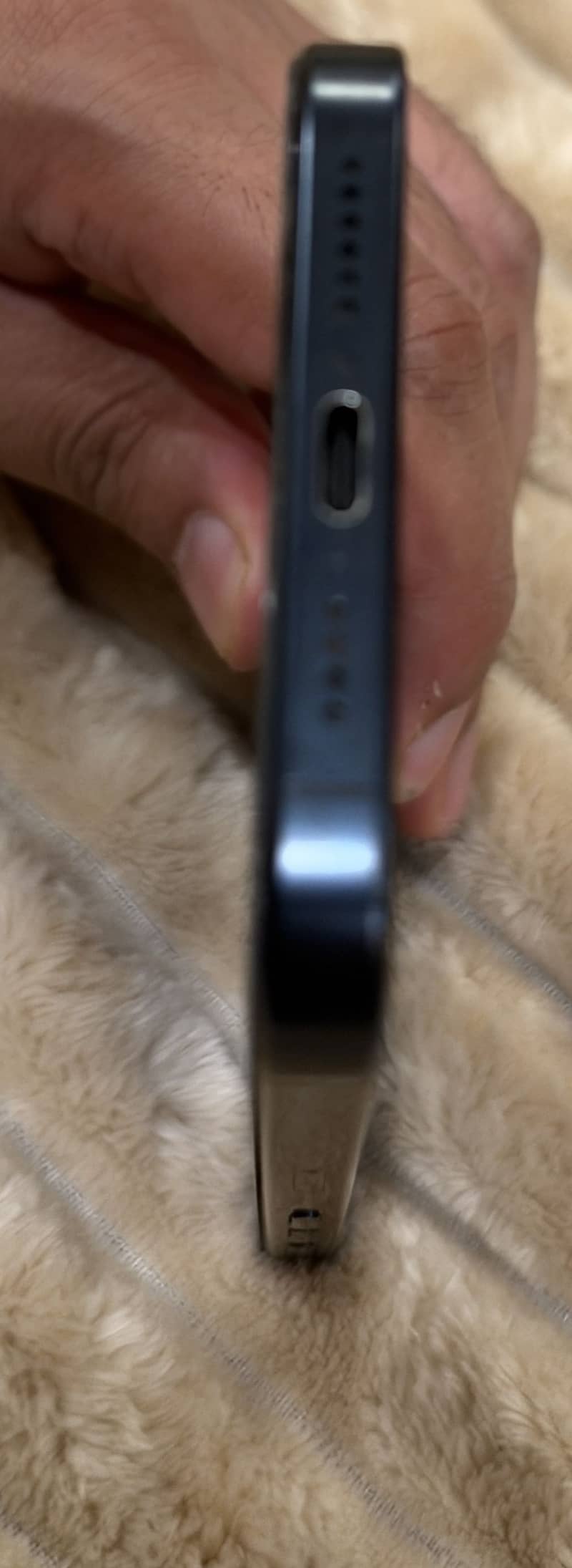 Apple iPhone 15 Pro Max 3