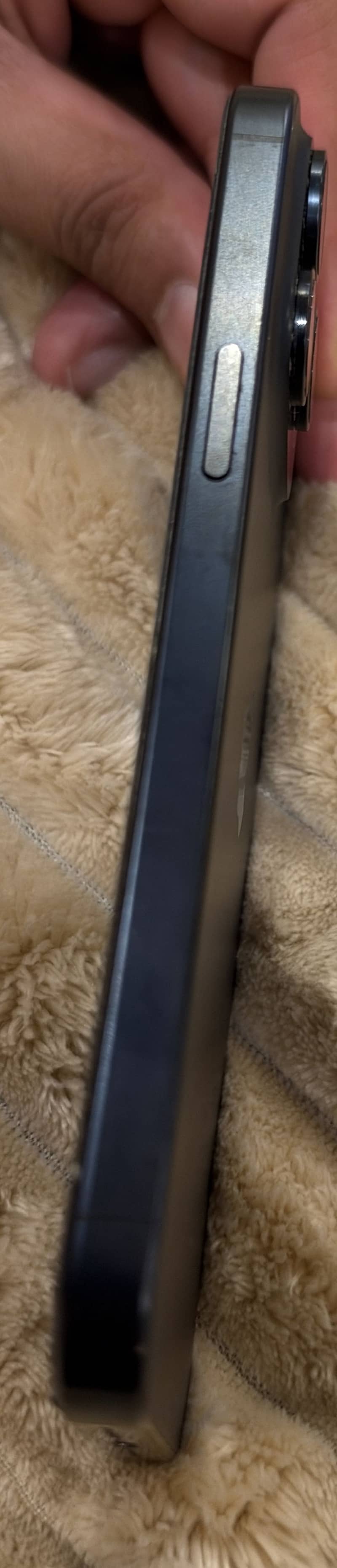 Apple iPhone 15 Pro Max 7
