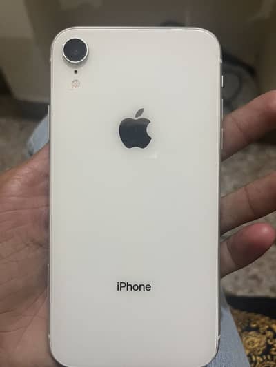 Apple iPhone XR