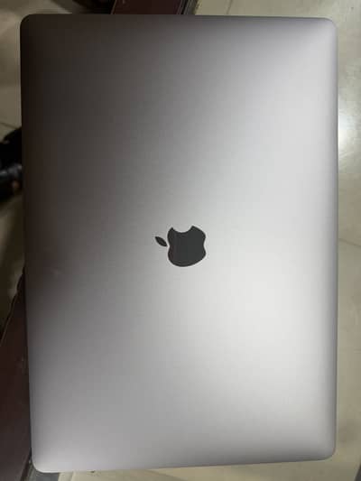 Apple MacBook Pro 15-inch (2019)